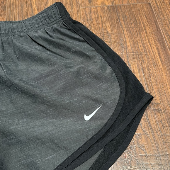 Nike Dri-Fit running soccer shorts - Picture 2 of 5